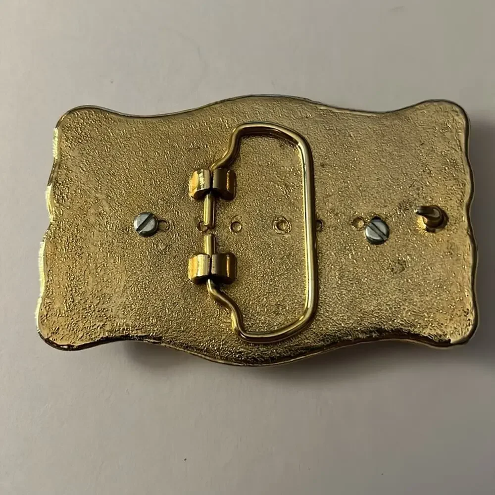 Gold USA E Pluribus Eagle One Dollar men’s belt buckle.